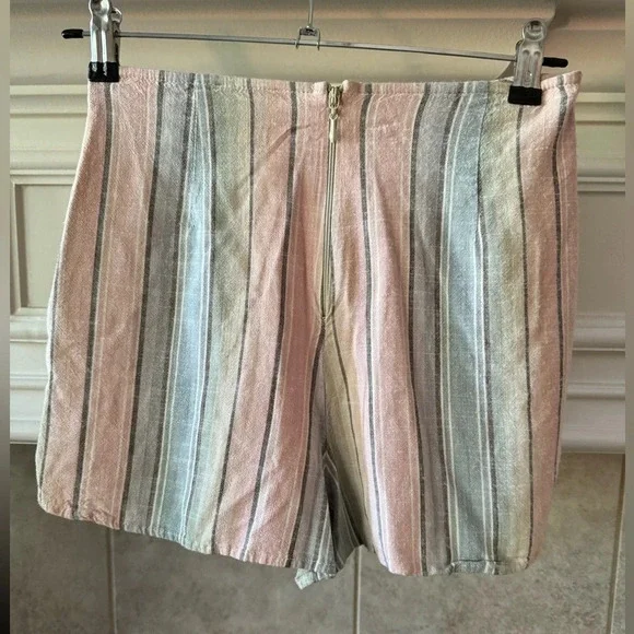 Show Me Your MuMu - Sawyer Shorts Pastel Striped - Size Small - Picture 3 of 10